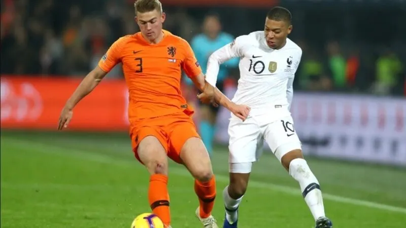 Hướng dẫn chi tiết cách để soi kèo bóng đá BK8 hiệu quả